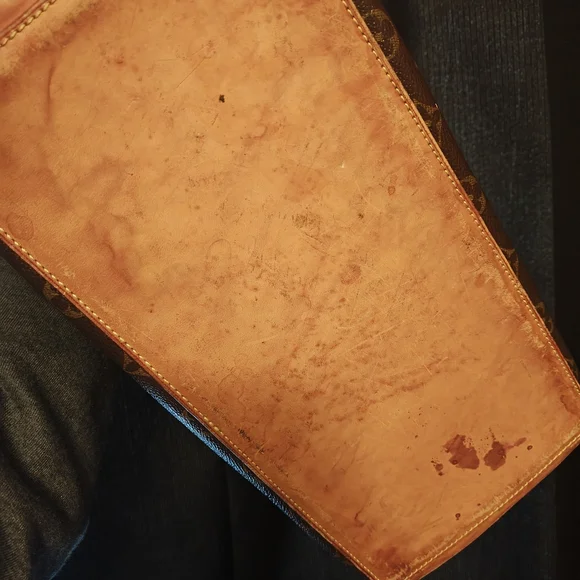 Louis Vuitton Monogram Cabas Mezzo Tote - Picture 7 of 16